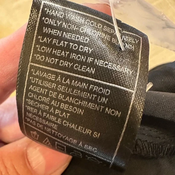 Steve Madden Tori Tie Waist‎ Wide Leg Satin Black Jumpsuit Size XS NWOT - Picture 13 of 16